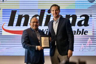 Escobedo recibe premio de CANADEVI por innovación urbana