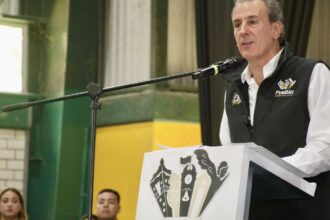 Pepe Chedraui lidera encuesta interna de MORENA en Puebla