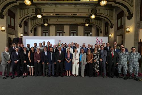 Precio del diésel baja a 27 pesos tras acuerdo con Sheinbaum