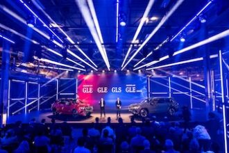Mercedes-Benz GLE 2026 integra IA de Google, Microsoft y ChatGPT