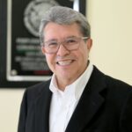 Monreal propone regular engaños digitales en apps financieras