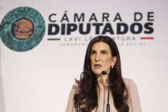 Kenia López critica agenda del Congreso por no atender crisis nacional