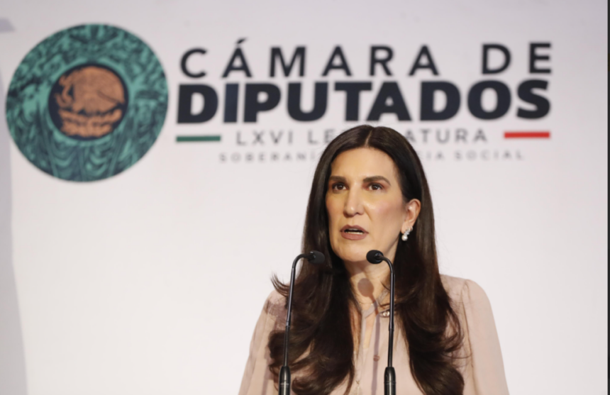 Kenia López critica agenda del Congreso por no atender crisis nacional