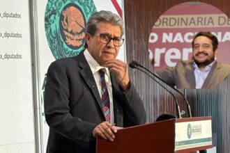 Monreal respalda candidatura de López Beltrán a diputado en Tabasco