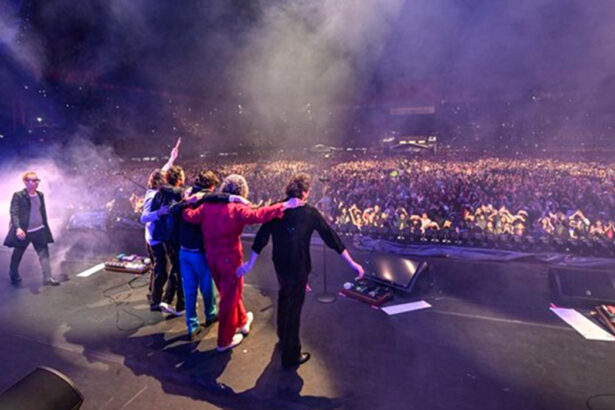 Zoé lanza 011025, álbum en vivo de sus conciertos en Estadio GNP
