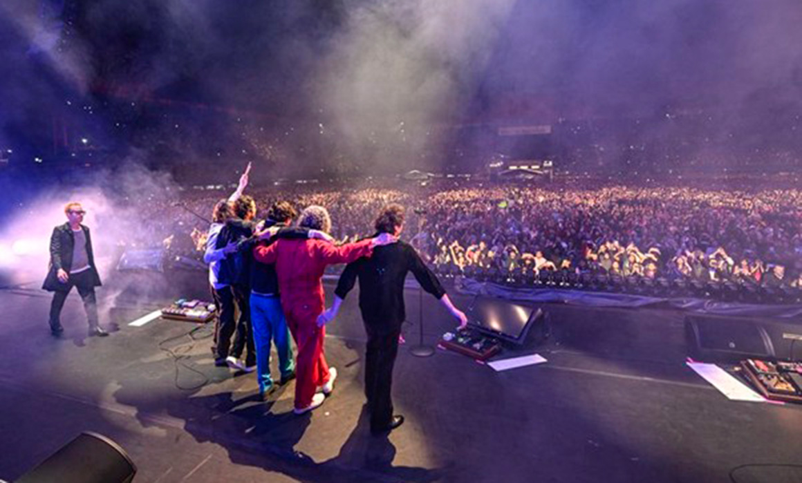 Zoé lanza 011025, álbum en vivo de sus conciertos en Estadio GNP