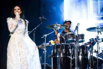 Laura Pausini emociona en Guadalajara con su “Yo Canto World Tour”