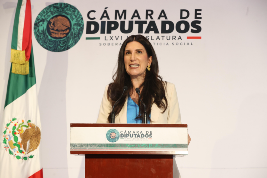 Kenia López pide mejorar reforma judicial tras aplazamiento