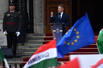 Péter Magyar asume como primer ministro y marca giro en Hungría