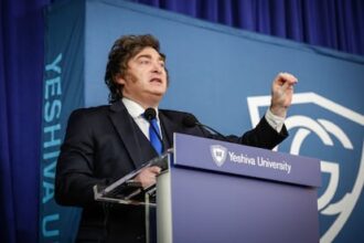 Argentina aprueba venta de Telefónica Móviles a Telecom con condiciones