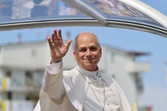 Papa León XIV llama a la unidad y justicia social en Madrid