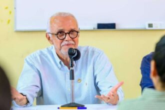 Navarro refuerza la pesca cooperativa con equipo en Nayarit