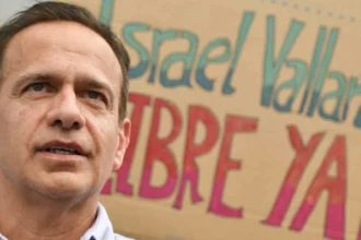 Tribunal federal confirma liberación definitiva de Israel Vallarta