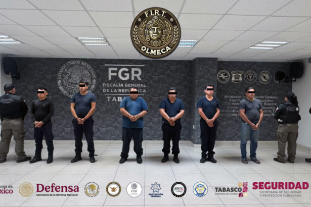 Operativo enjambre en Tabasco: detienen a seis policías