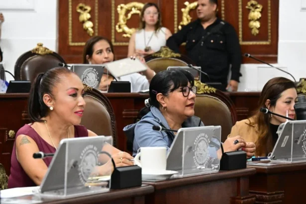 Congreso CDMX abre centros de acopio para víctimas en Venezuela