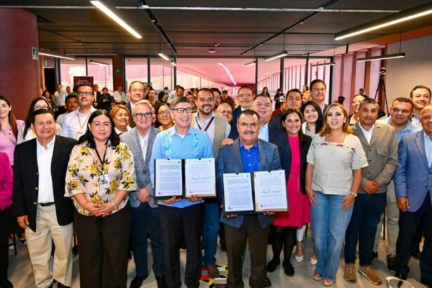 INEA y Procuraduría Agraria llevan educación básica a 32,500 zonas rurales