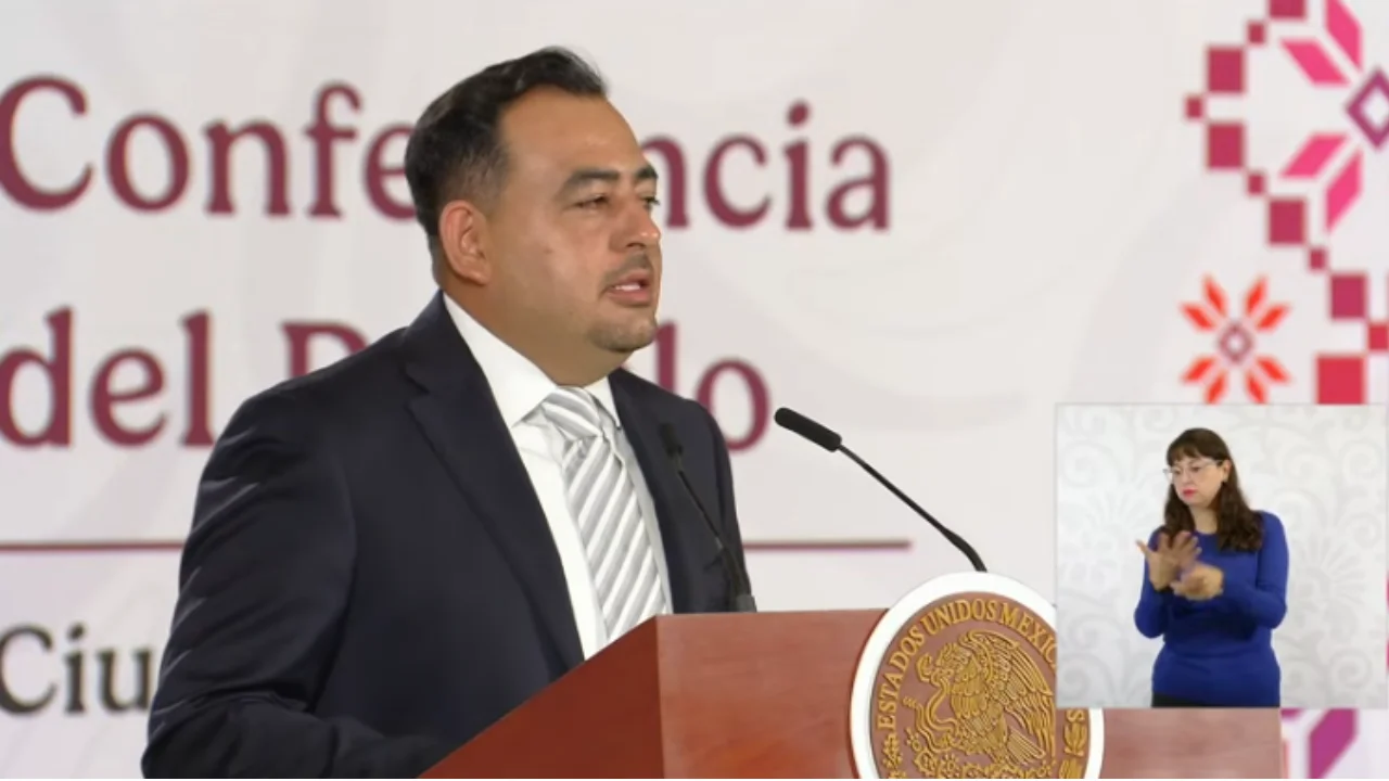 Gobierno inicia entrega de becas para útiles escolares 2026