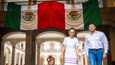 Sheinbaum llama a defender la soberanía y trabajo en México