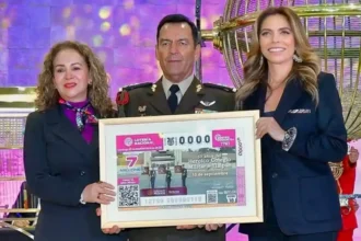 Lotería Nacional celebra 50 años del Heroico Colegio Militar