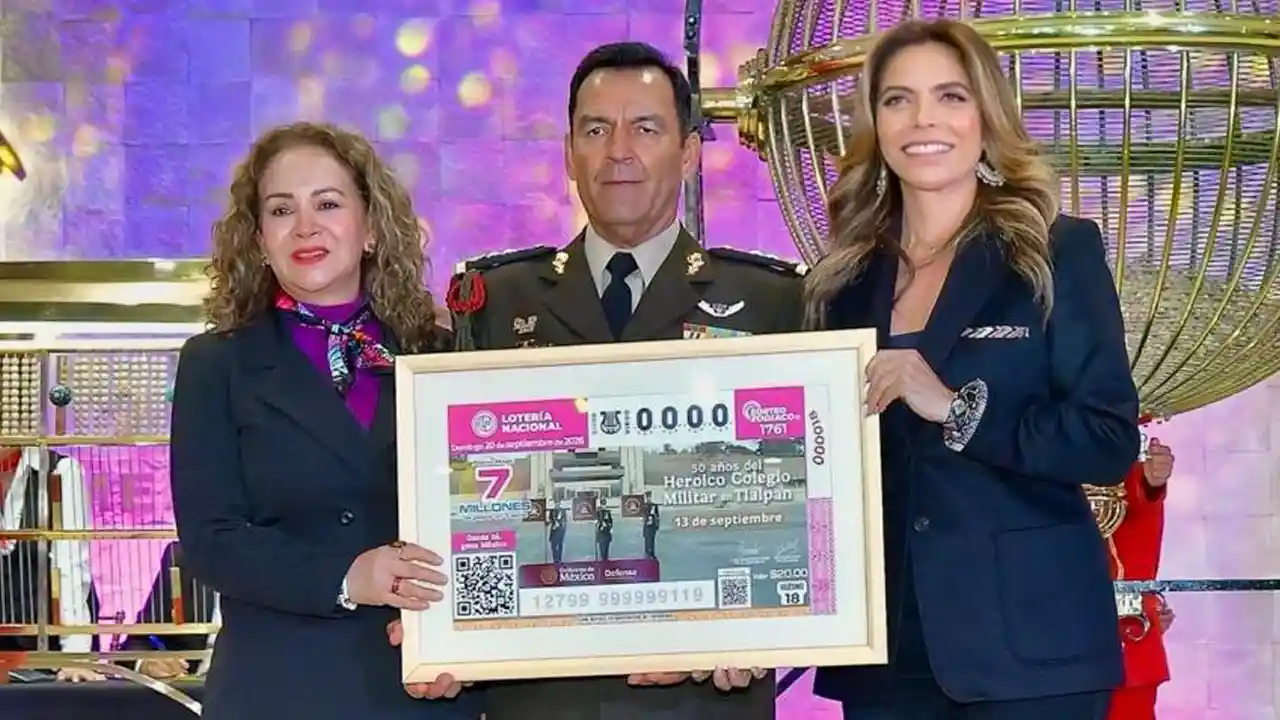 Lotería Nacional celebra 50 años del Heroico Colegio Militar
