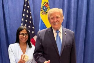 Trump y Delcy Rodríguez dialogan sobre deuda venezolana en la ONU