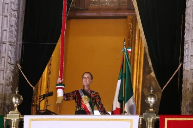 Sheinbaum honra a Antonia Nava y diversidad en Grito 2026