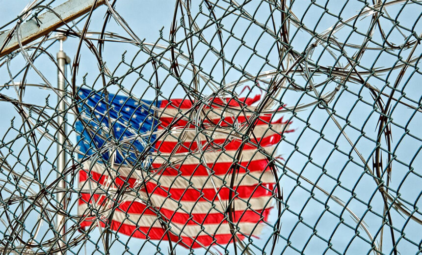Arizona acusa a 279 personas por delitos de inmigración en 2026